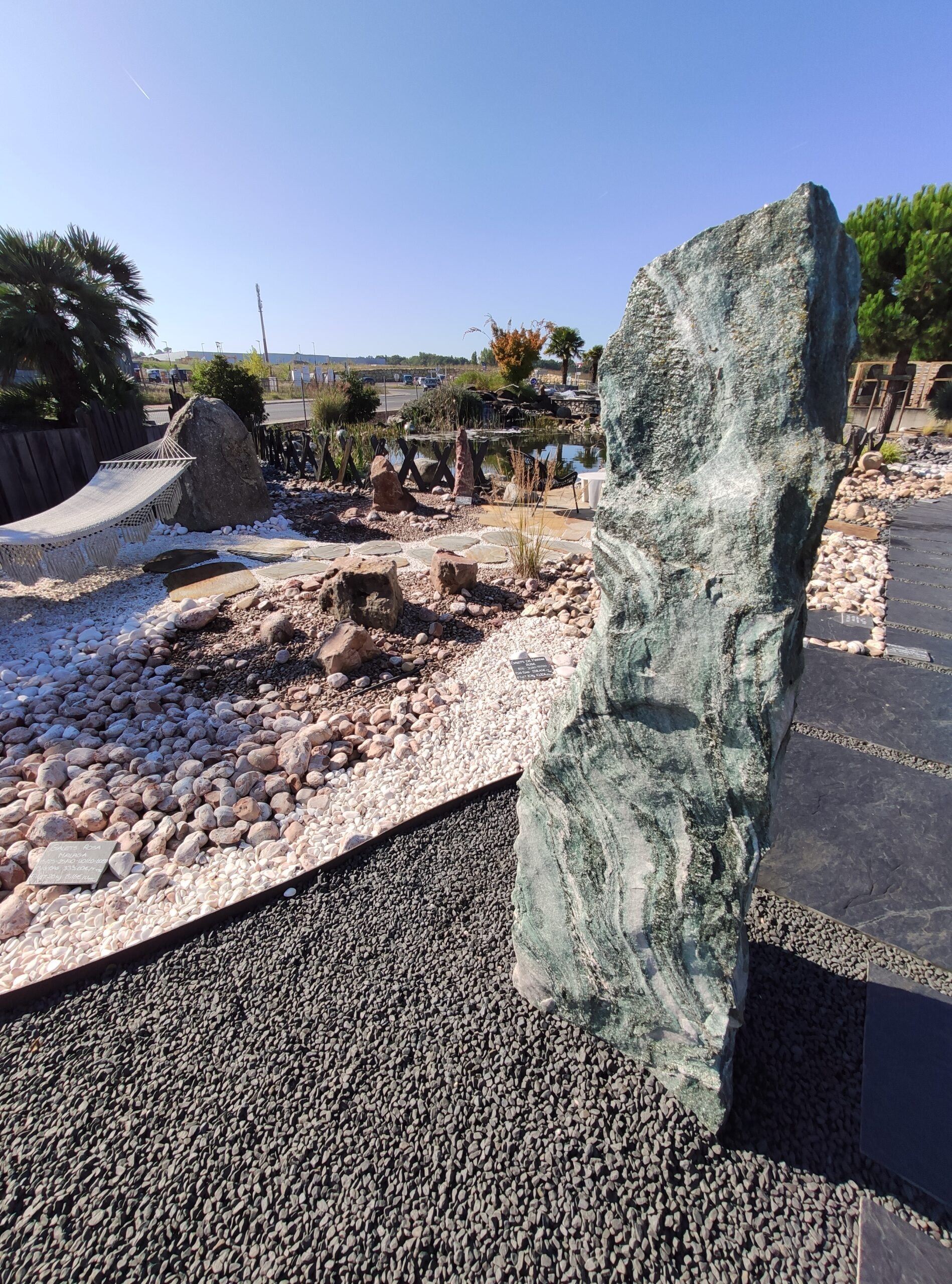 Monolithe Quartz Vert