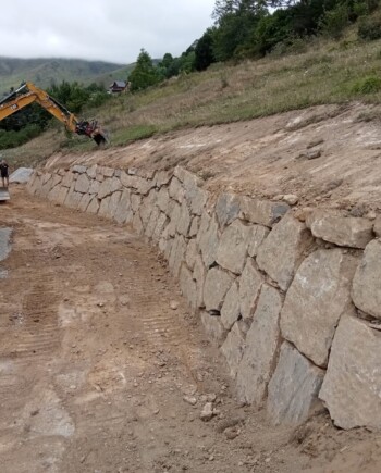 ROCHERs AINSA