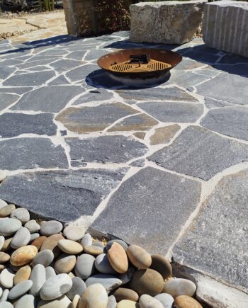 Opus Incertum Quartzite Fjord Aquiter